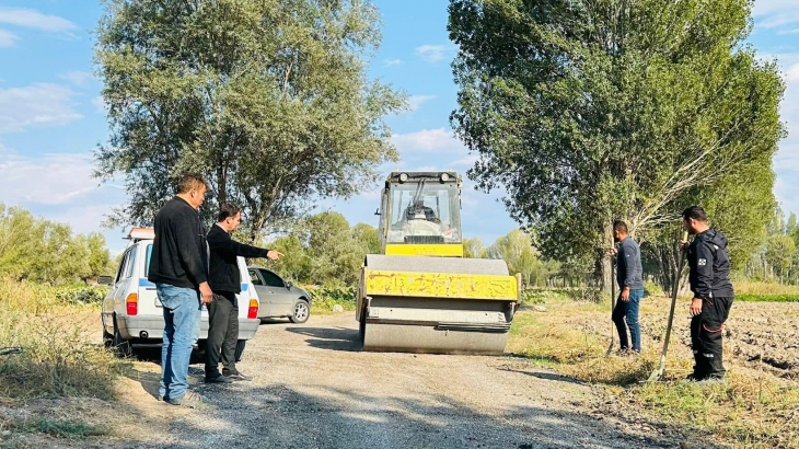 Kasaba Tarla Yolları Yenileniyor